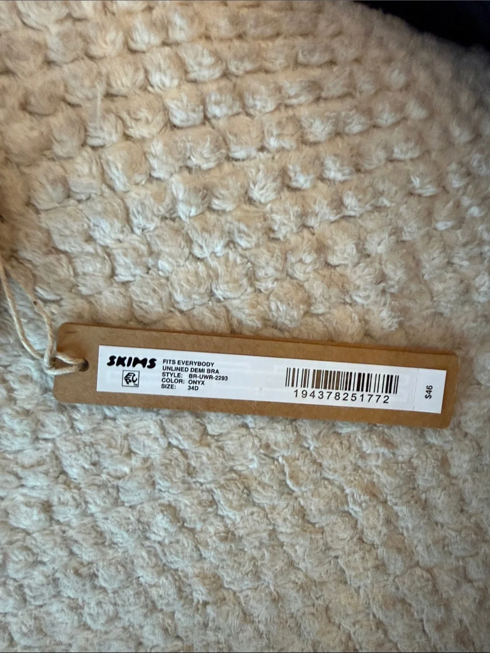 Skims Underwire Bra - Picture 2 of 5